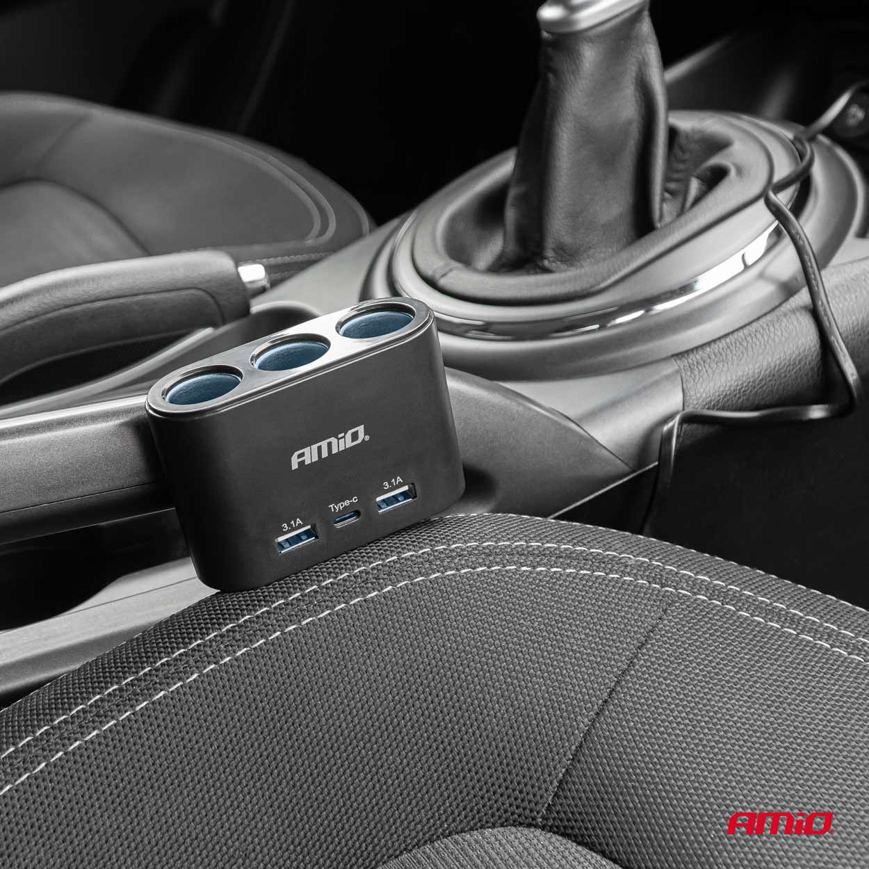 ΑΝΤΑΠΤΟΡΑΣ ΑΝΑΠΤΗΡΑ 12/24V 120W ΜΑΥΡΟΣ/3 ΘΕΣΕΙΣ/2xUSB-A+1xUSB-C ΤΑΧΕΙΑΣ ΦΟΡΤΙΣΗΣ/ΚΑΛΩΔΙΟ 70cm AMIO - 1 Τεμ. ΑΝΤΑΠΤΟΡΑΣ ΑΝΑΠΤΗΡΑ 12/24V 120W ΜΑΥΡΟΣ/3 ΘΕΣΕΙΣ/2xUSB-A+1xUSB-C ΤΑΧΕΙΑΣ ΦΟΡΤΙΣΗΣ/ΚΑΛΩΔΙΟ 70cm AMIO - 1 Τεμ.