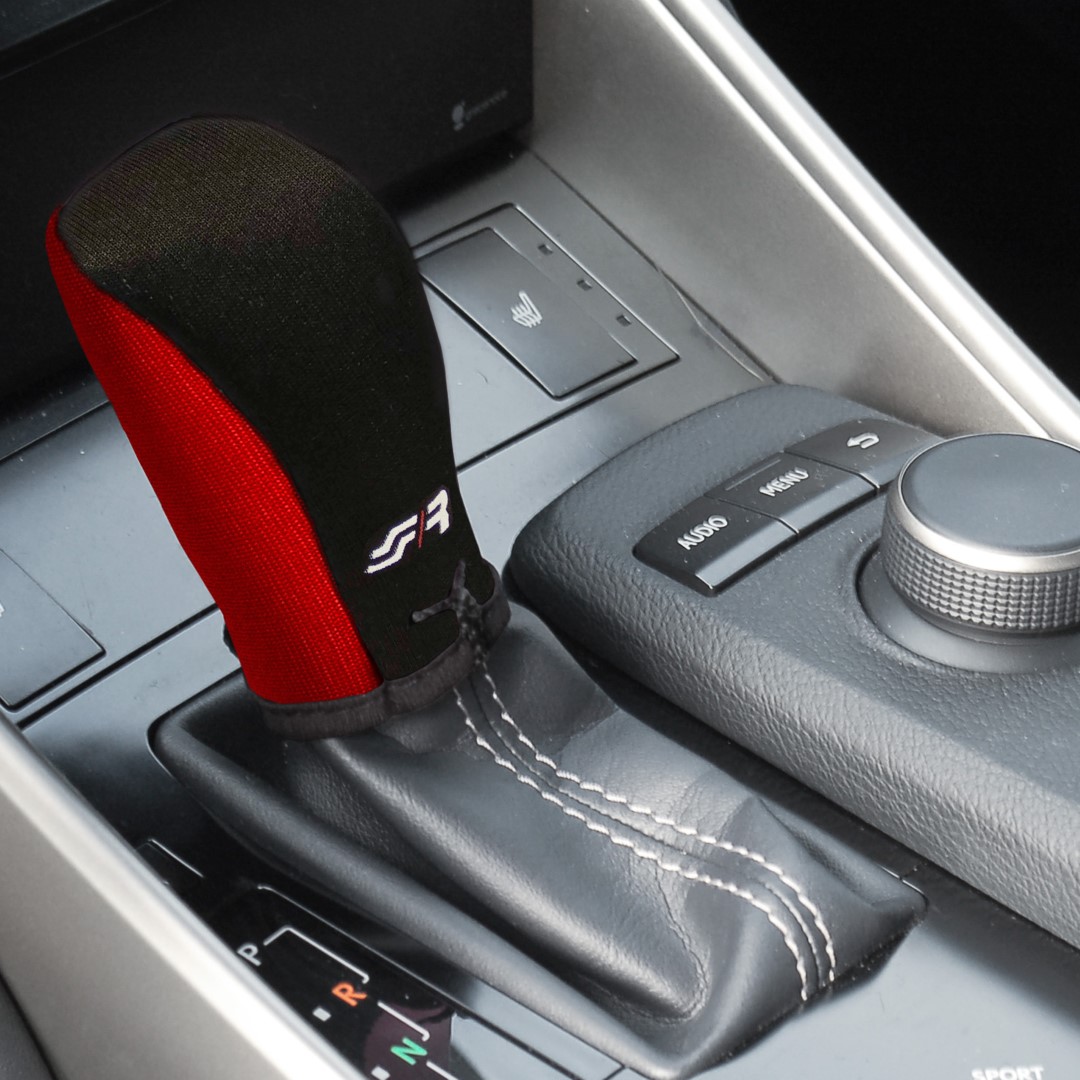 ΚΑΛΥΜΜΑ ΓΙΑ ΠΟΜΟΛΟ ΤΑΧΥΤΗΤΩΝ GEAR KNOB COVER (ΜΑΥΡΟ/ΚΟΚΚΙΝΟ ΜΙΚΡΟΦΙΜΠΡΑ) ΚΑΛΥΜΜΑ ΓΙΑ ΠΟΜΟΛΟ ΤΑΧΥΤΗΤΩΝ GEAR KNOB COVER (ΜΑΥΡΟ/ΚΟΚΚΙΝΟ ΜΙΚΡΟΦΙΜΠΡΑ)
