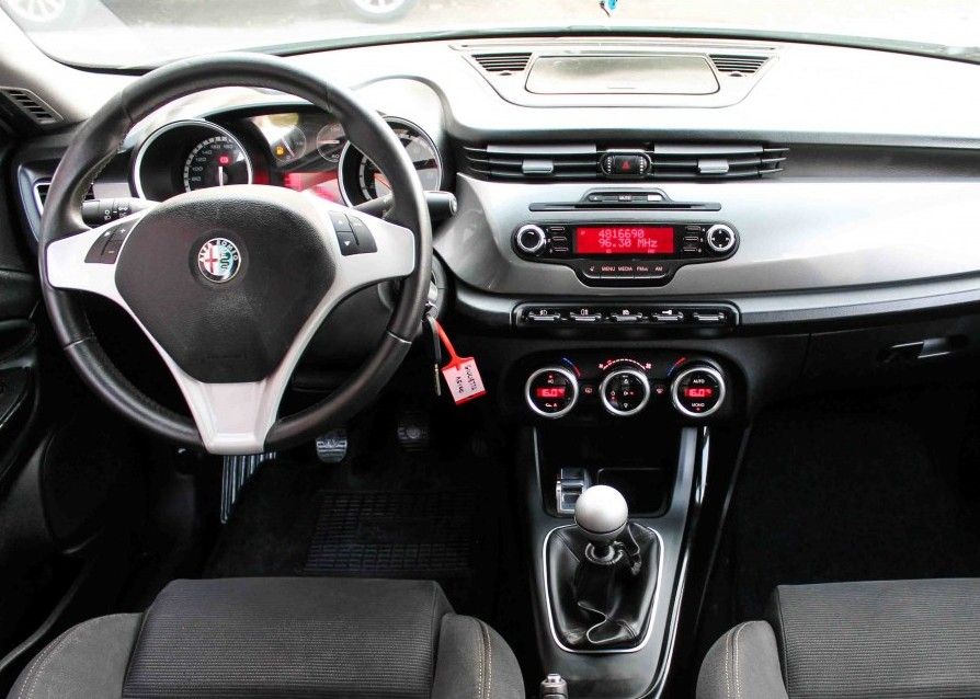 LENOVO SSZ 12025_CPA (9inc) MULTIMEDIA TABLET for ALFA ROMEO GIULIETTA mod. 2010-2014 LENOVO SSZ 12025_CPA (9inc) MULTIMEDIA TABLET for ALFA ROMEO GIULIETTA mod. 2010-2014