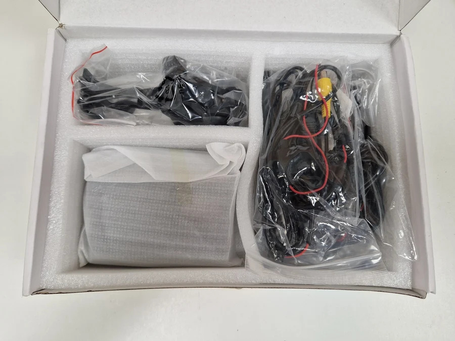 NAVTEC MCK-43 REVERSING CAMERA KIT 4.3 WITH WINDSCREEN MOUNT NAVTEC MCK-43 REVERSING CAMERA KIT 4.3 WITH WINDSCREEN MOUNT